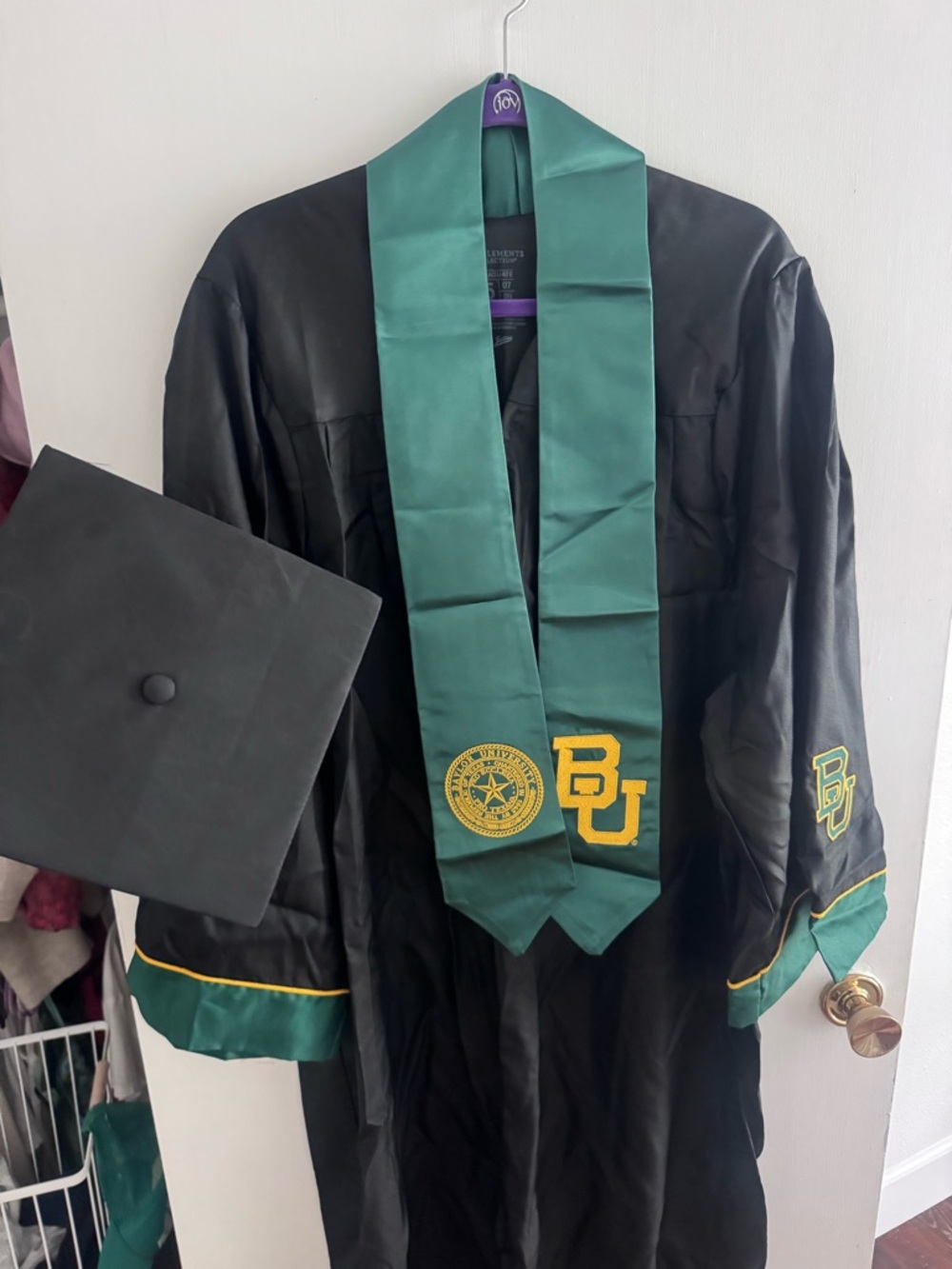 Baylor Gown with Green & Gold Stole